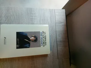 La ternura de los lobos (Narrativa) (Spanish Ed...