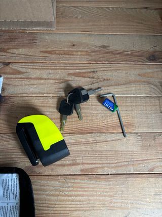 Candado Moto Alarma Inteligente URBAN UR6