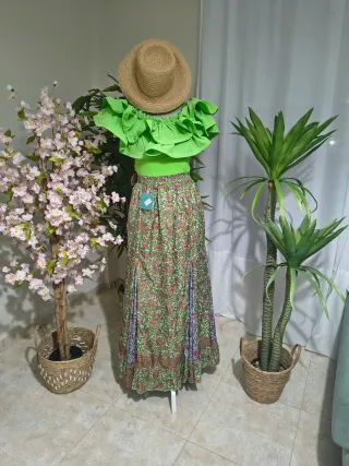 Falda flamenca baile romería feria ceremonia