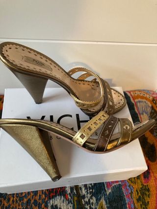 Tacones Prada Oro y Plata