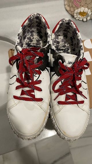 DOS pares de Zapatillas Desigual Disney Talla 39