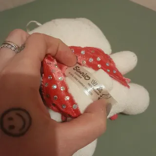 Peluche Hello Kitty con vestito