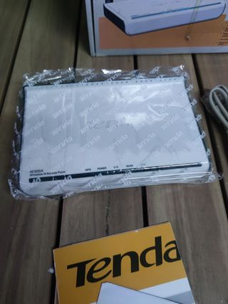 Tenda W300A - Router Blanco