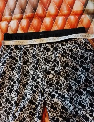 Pantaloni donna