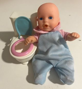 Muñeco bebé Simba 12cm con inodoro