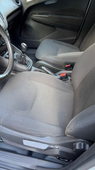 Ford Transit Courier 2020