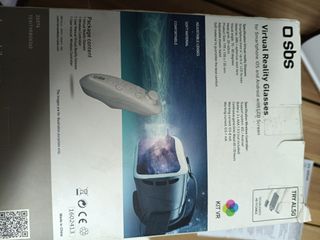 SBS – Gafas de realidad virtual y joystick para smartphones