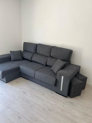 Liquidación:canapés y colchones armarios y sofas