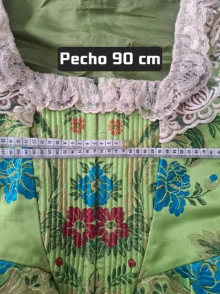 Traje de Fallera Vives y Mari Siglo XVIII