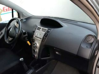 Toyota 1044075 centralita 896610d450 yaris basico