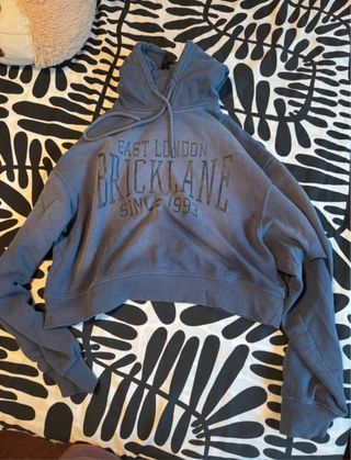 Felpa Bershka con cappuccio - Blu/Grigio - XS