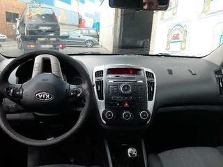 Centralita motor uce kia 1061694 391142a511 cee'd