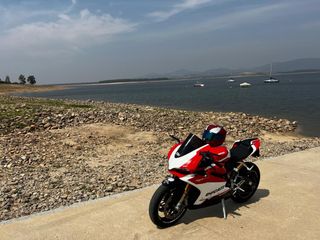 Ducati Panigale 959 Corse Roja y Blanca