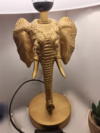 Lámpara Mesa Diseño Elefante Dorado