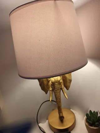 Lámpara Mesa Diseño Elefante Dorado