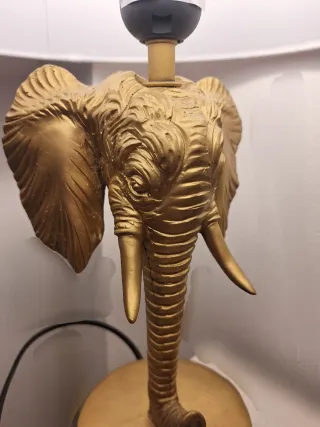 Lámpara Mesa Diseño Elefante Dorado