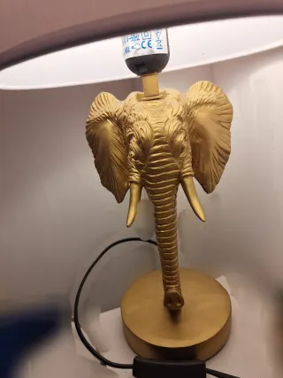 Lámpara Mesa Diseño Elefante Dorado