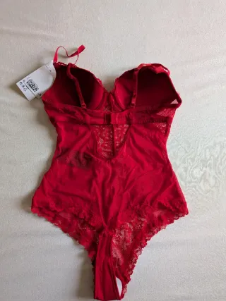 T. 34 Body tánga encaje push-up