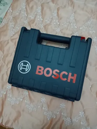 Sierra de calar Bosch con maletín