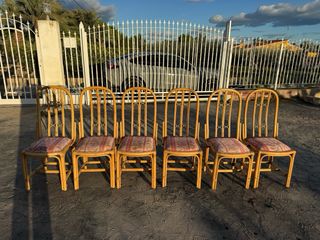 Mesa de comedor ratán y cristal con 6 sillas
