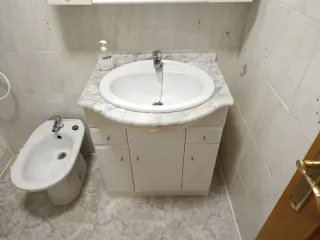Conjunto Mueble Baño Mármol y Madera