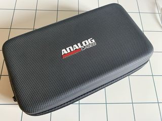 Roland MC-101 Groovebox + funda Analog