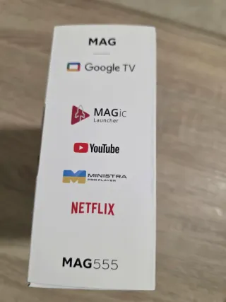 Reproductor MAG 555 Google TV 4K