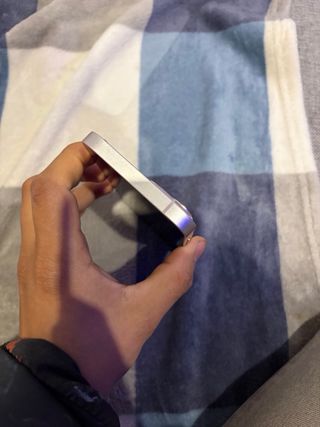 iPhone 13  256 GB bateria 72%