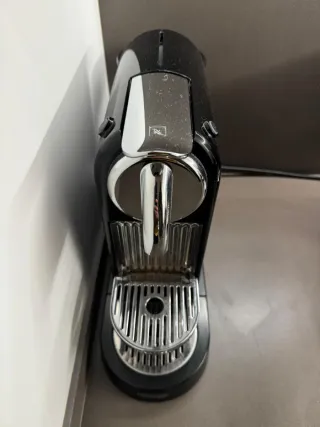 Macchina da caffè Nespresso De'Longhi Nero Lucido
