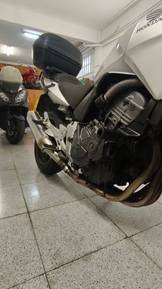 HONDA CBF 600