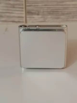 iPod Shuffle Apple Plata