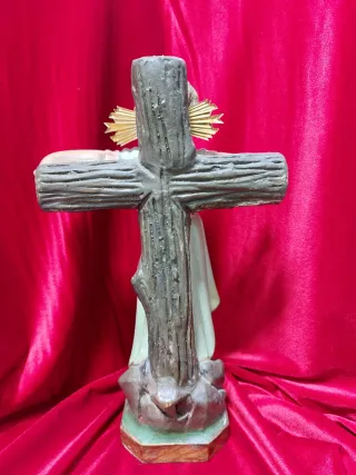 Niño Jesús en Cruz Olot 31 cm