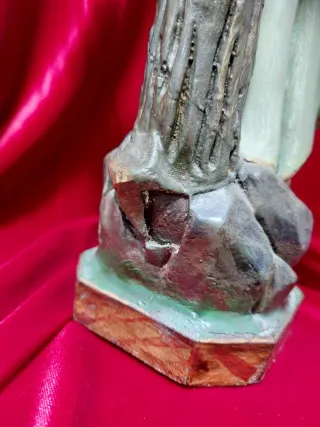 Niño Jesús en Cruz Olot 31 cm