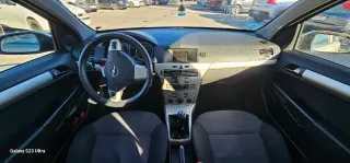 Opel Astra 2008