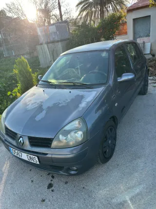 Renault Clio 2005