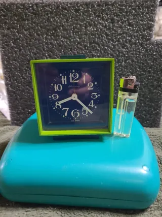 Exclusivo Reloj despertador antiguo Blessing