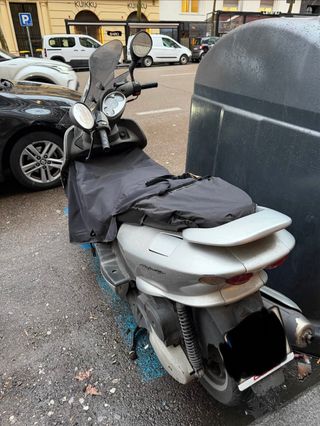 Yamaha Majesty 125 Plata