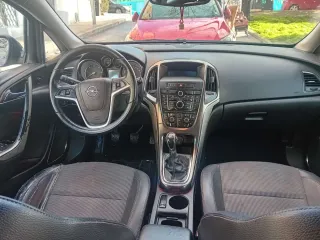 Opel Astra 1.7cdti 130cv sport