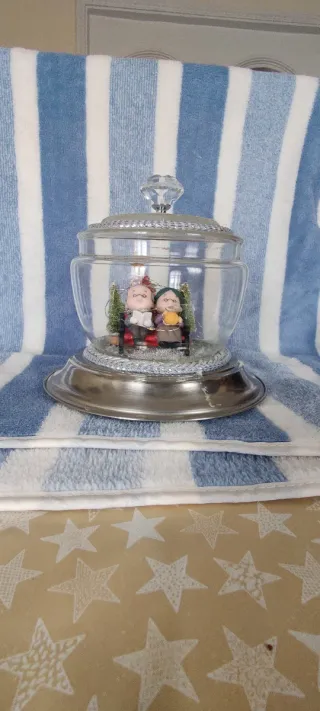 Esfera cristal decorada ancianos