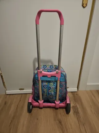 Mochila con carro LOL Surprise