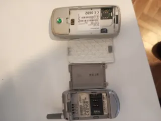 Teléfonos Motorola y Sony Ericsson antiguos