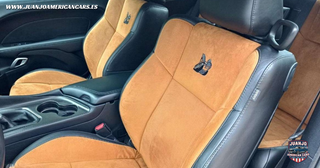 Dodge Challenger V8 6.4 485CV Muscle Car