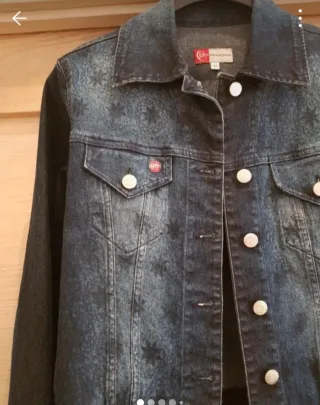 Giubbotto jeans NpJ con stelle