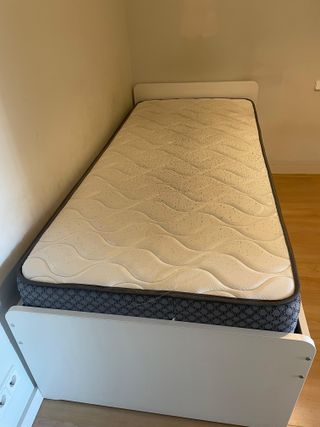 Cama nido IKEA SLÄKT blanca con 2 colchones