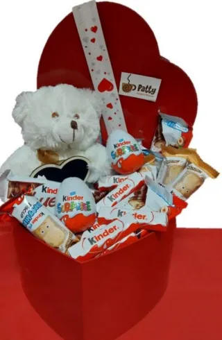 Caja Corazón Peluche Oso y Chocolates Kinder