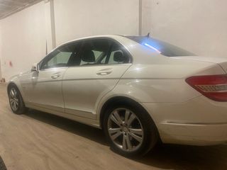 Mercedes-Benz Clase C 220  2010