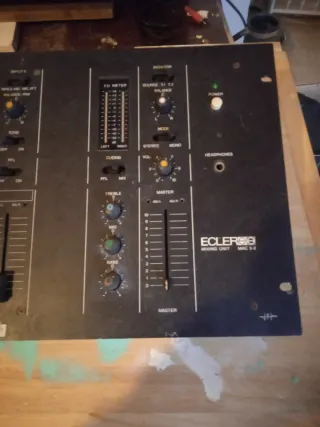 Mesa de mezclas Ecler MAC 5-2