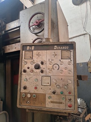 Torno Vertical DYE TV1000