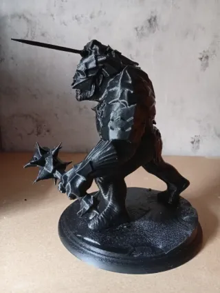 Figura Olog-hai del señor de los anillos