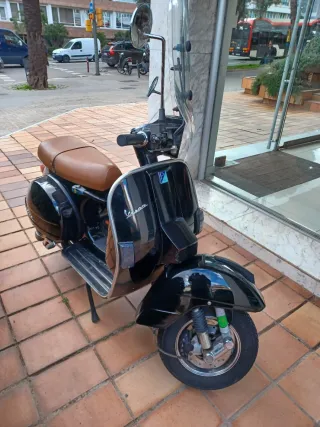 Vespa PX 150e Disco - con etiqueta C. ITV recién p